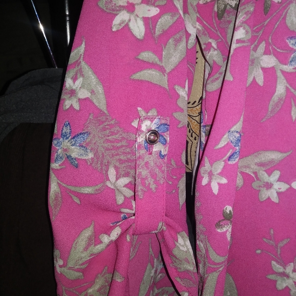 3/$20 Lily Morgan blouse large - Picture 3 of 5